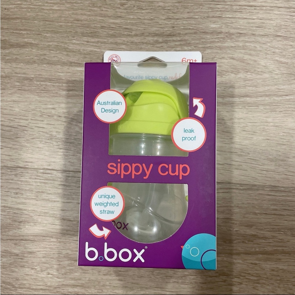 B. Box Essential Sippy Cup with Easy Grip Handle - 8 oz